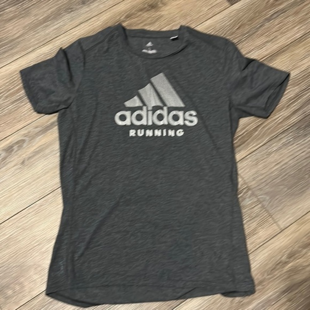 Adidas running climalite gray T size small